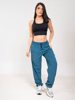 Cargar imagen en visor de galería, Sudadera Deportiva Kamila