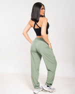 Cargar imagen en visor de galería, Sudadera Deportiva Kamila