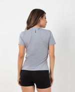Cargar imagen en visor de galería, Blusa Deportiva Kamila
