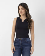 Cargar imagen en visor de galería, Blusa Básica Kamila

