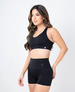 Cargar imagen en visor de galería, Short Deportivo Kamila
