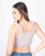 Cargar imagen en visor de galería, Blusa Kamila Corta
