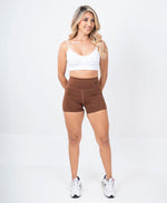 Cargar imagen en visor de galería, Short Deportivo Dama Kamila
