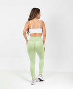 Cargar imagen en visor de galería, Leggins Deportivos Kamila Con Bolsillos
