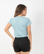 Cargar imagen en visor de galería, Blusa Corta Deportiva Kamila
