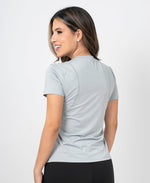Cargar imagen en visor de galería, Blusa Deportiva Kamila

