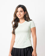 Cargar imagen en visor de galería, Blusa Deportiva Kamila

