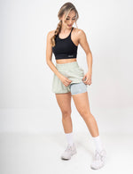 Cargar imagen en visor de galería, Short Deportivo Dama Kamila
